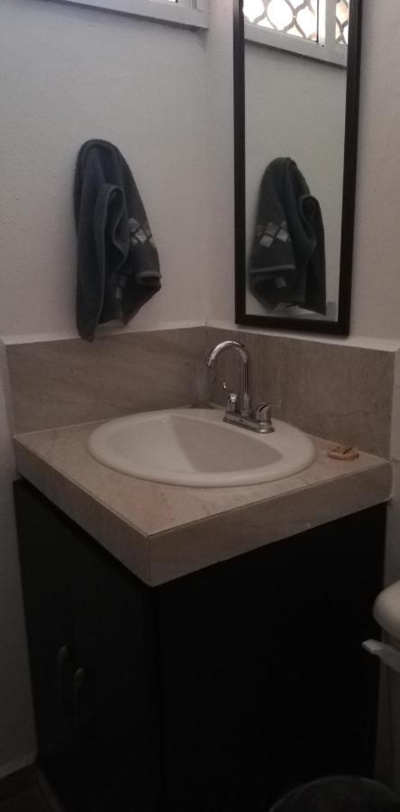 Departamento Economico Cerca Del Centro #1 Apartman Valladolid  Kültér fotó